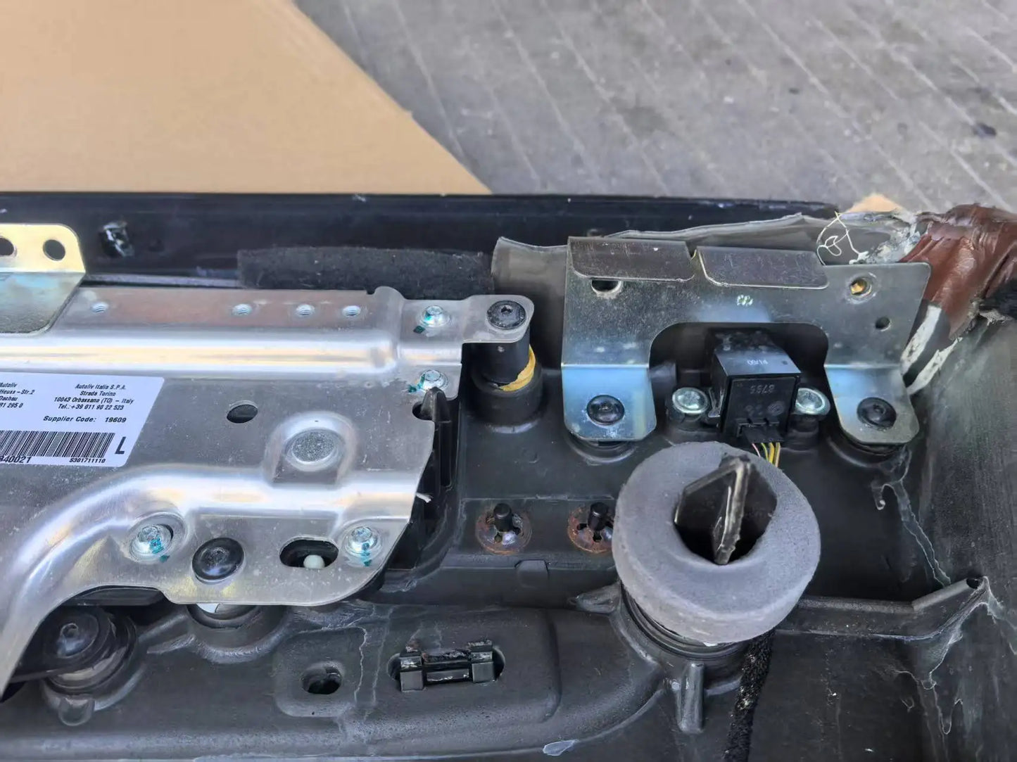 Maserati GranTurismo GranCabrio MC Stradale GTS Tuning Modified Carbon Fiber Door top trim