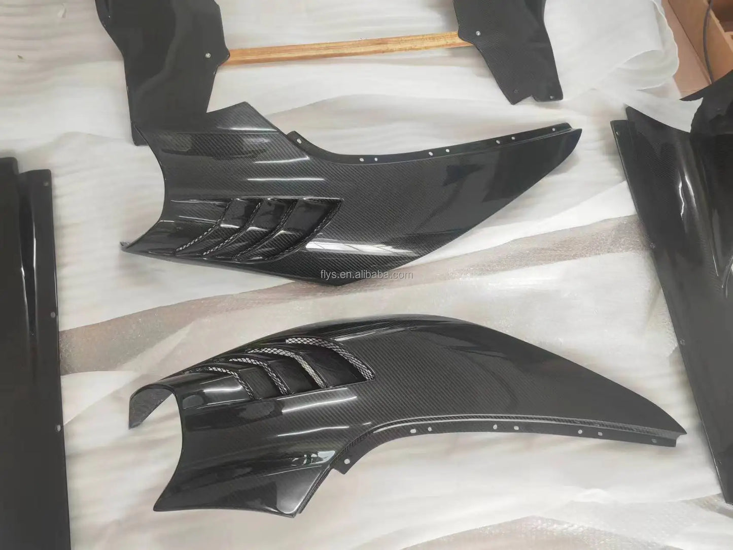 Dry Carbon Fiber Side Fenders for Mclaren 720s Coupe Not Convertble RYFT Design