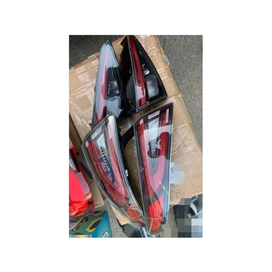 For Alfa Romeo Giulia's GTAM Transparent Smoked Tail Light