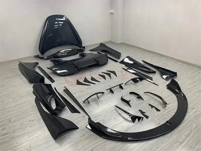 carbon fiber Carbon fiber body kit for McLaren 720S 720 Upgraded TOPCAR style front shovel rear diffuser spoiler cover