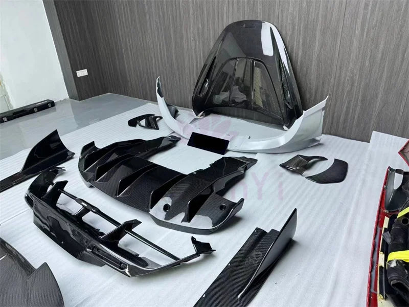 High Quality Dry Carbon Fiber Body Kit for McLaren 720S RY Style Front Lip Side Skirts Rear Diffuser Fenders Engine Hood