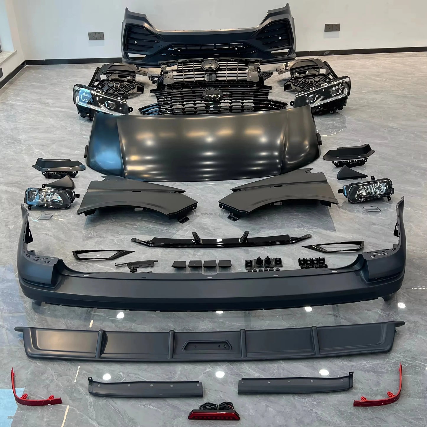 VW MULTIVAN T5 T6 up T6.1 FACELIST BODY KIT Front Rear Bumper Car Grille Fender Headlight for Volkswagen TRANSPOTTER Accessories