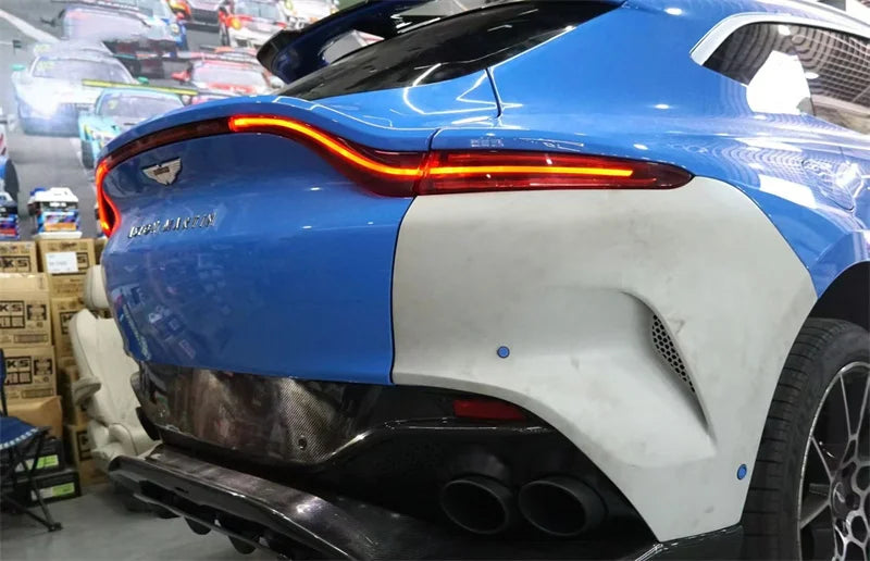 707 Style Dry Half Carbon Fiber Bodykit for Aston Martin Dbx