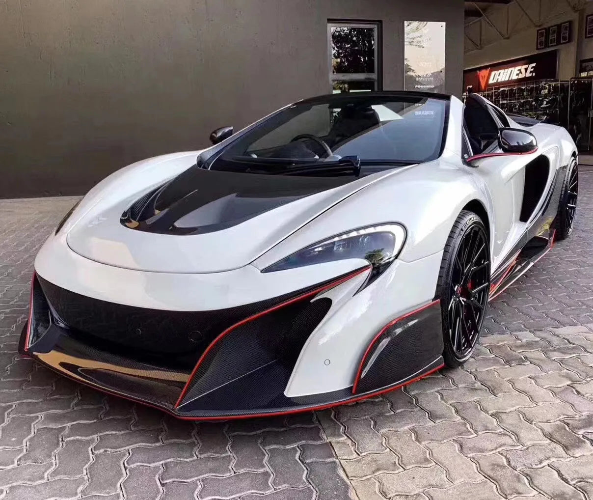 suitable for New Product McLaren MP4-12C 650S Carbon Fiber Hood Upgraded P1 Style Bonnet and Engine Hatch