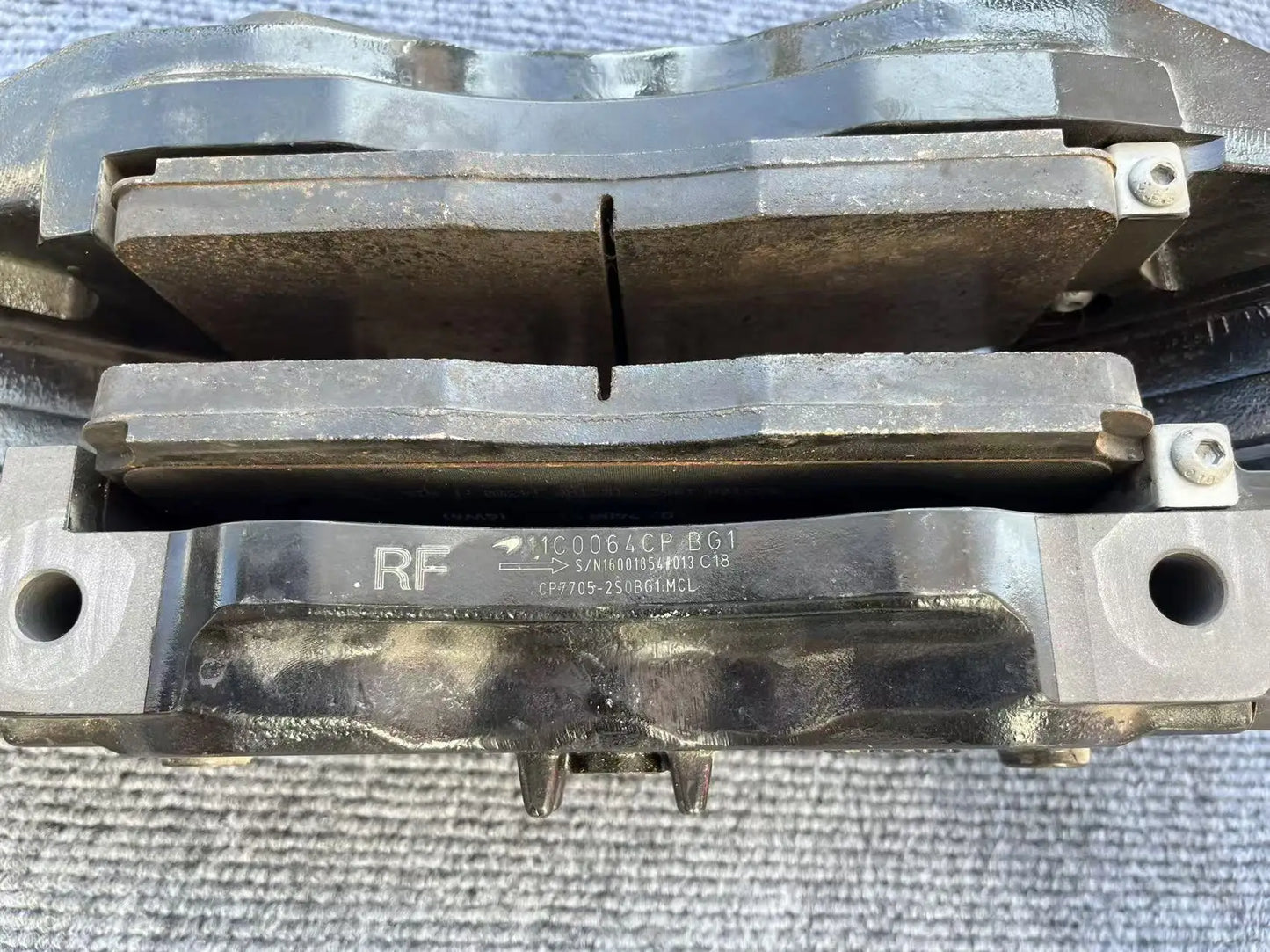 Front Carbon Ceramic Brake Caliper for Mclaren 570S,570GT,540C,11C0495CP,11C0496CP,Used,6 Pistons for AP RACING