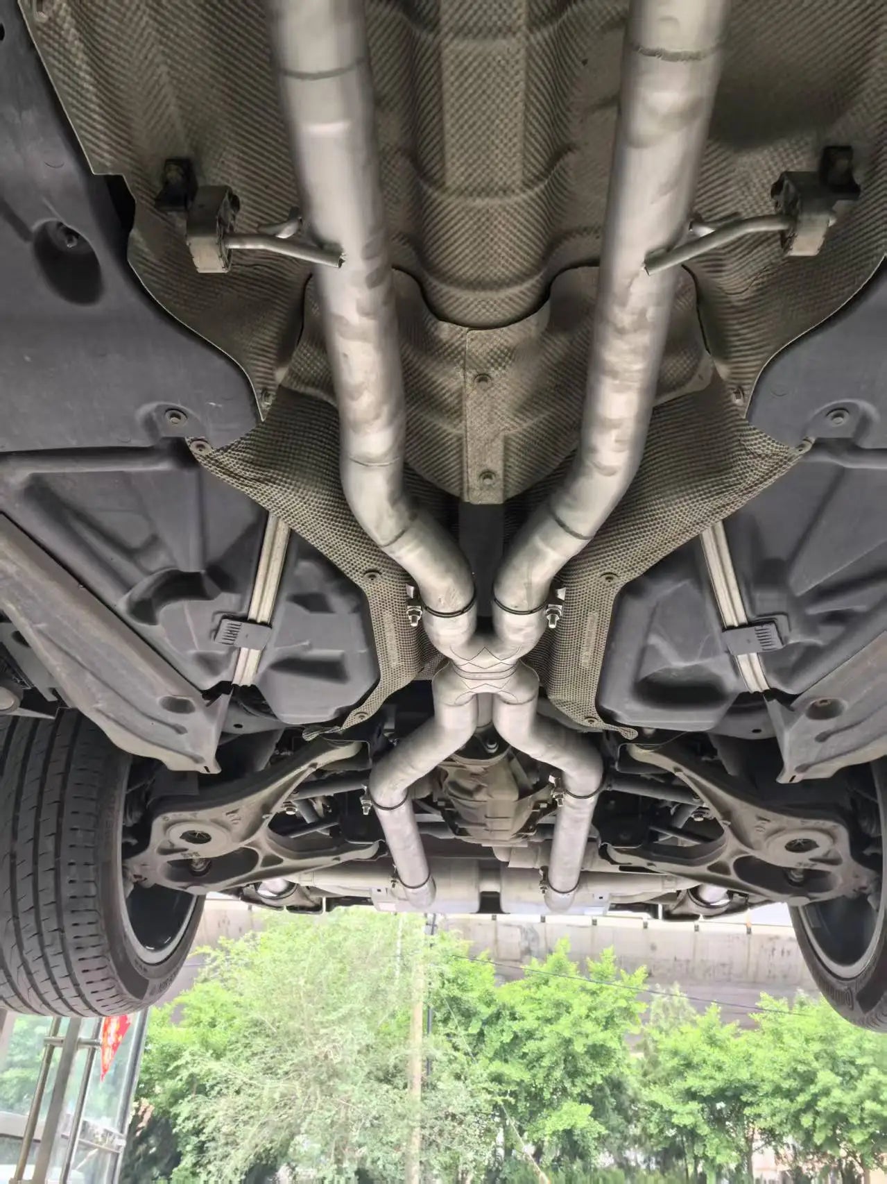 For 2012~2016 Mercedes AMG GL63 ML63 X166 5.5 Exhaust Muffler, Car Electric Valve Exhaust System Created with 304 Stainless Stee