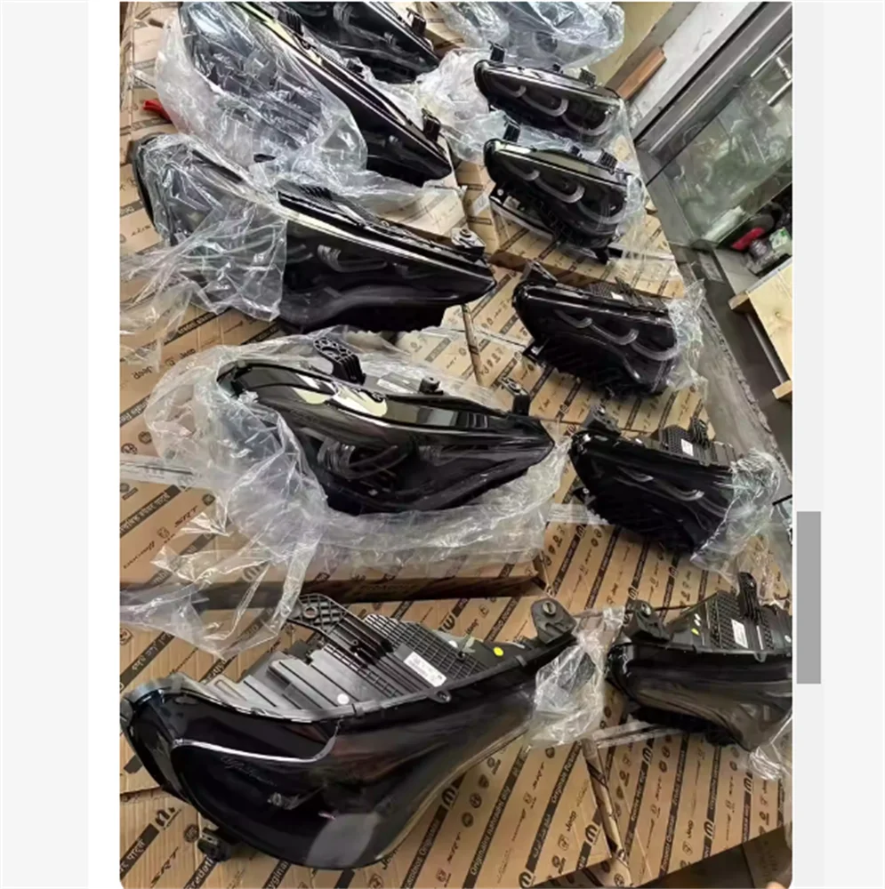 Car front lamp Headlight assembly For Alfa Romeo Giulia Daytime Running Light DRL turn signal 2pcs