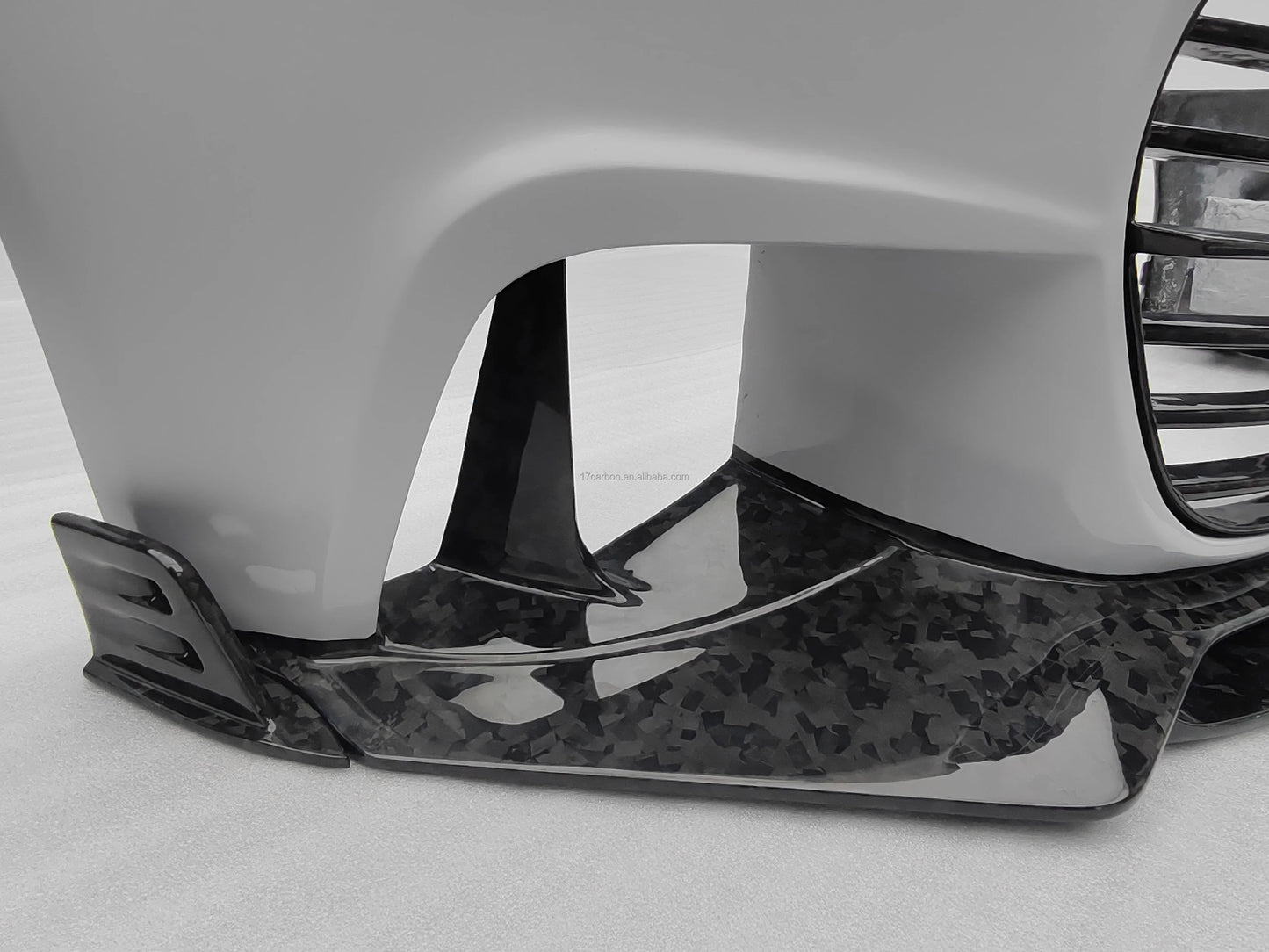 New Msy Style Carbon Fiber Body Kit Front Bumper Front Lip and Grille for Aston Martin DB11