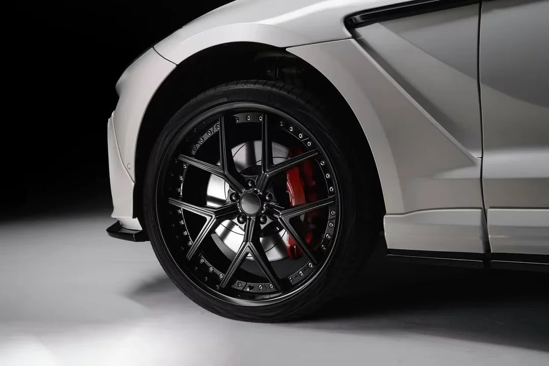 For Aston Martin DBX Carbon Fiber Body Kit DBX Upgraded Type WD Carbon Fiber Front Lip Diffuser Spoiler