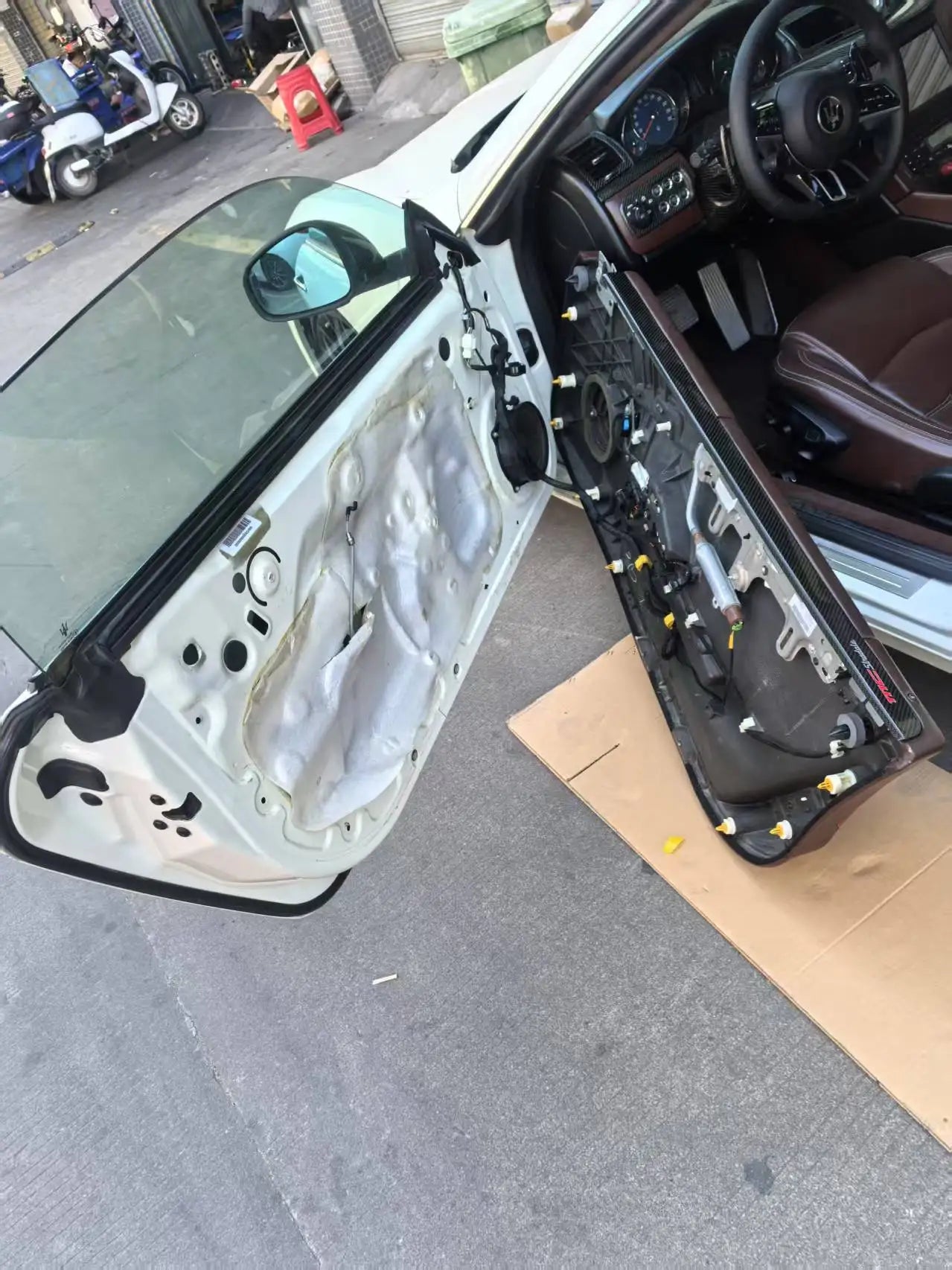 Maserati GranTurismo GranCabrio MC Stradale GTS Tuning Modified Carbon Fiber Door top trim