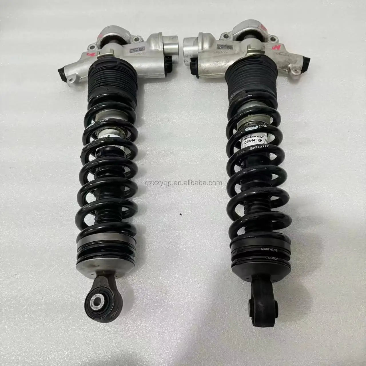 For McLaren 600LT Original Used Left and Right Front Pillar Shock Absorbers OEM 13BA445RP 13BA446RP