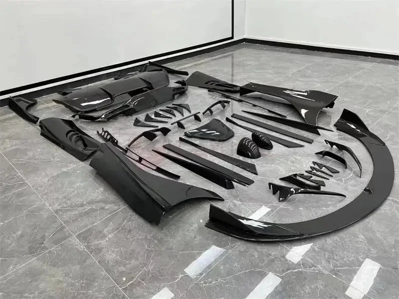 carbon fiber Carbon fiber body kit for McLaren 720S 720 Upgraded TOPCAR style front shovel rear diffuser spoiler cover