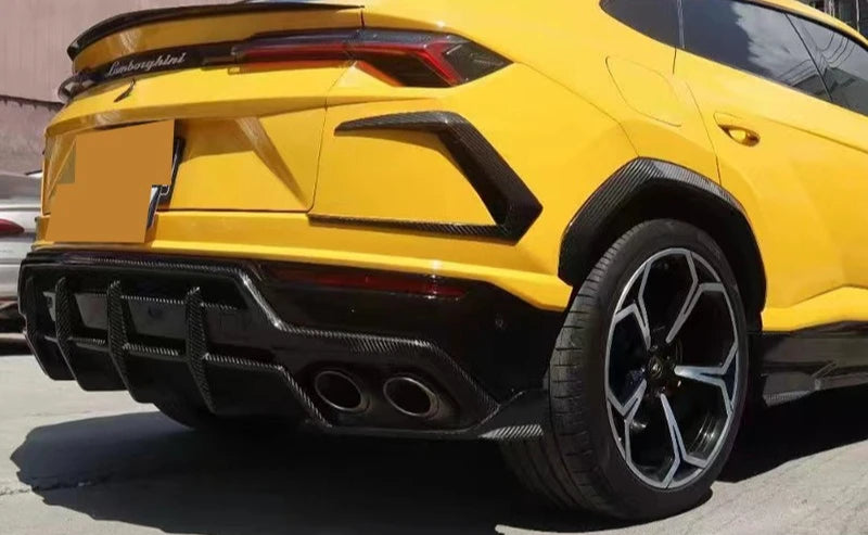 Suitable for Lamborghini URUS Carbon Fiber Rear Lip Surrounded Dry Carbon Spoiler Modified Auto Parts Trim