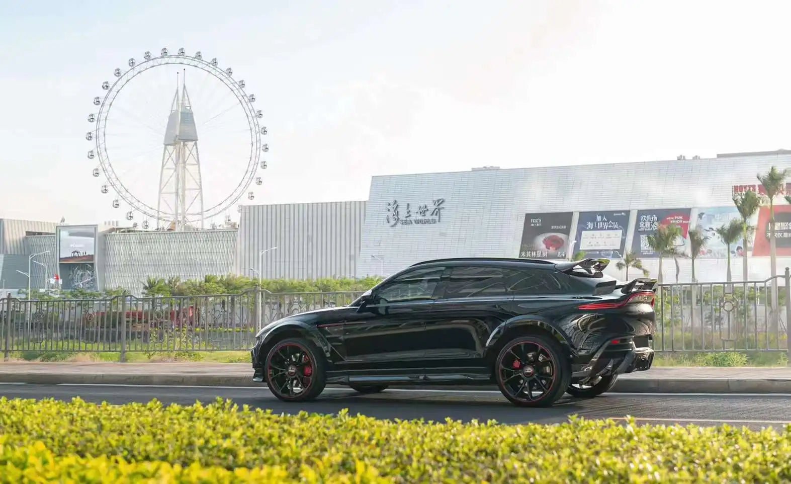 Dry Carbon Fiber Material For Aston Martin DBX Upgrade Mansori Style Body Kit Front Lip Tuyere Wheel Eyebrow Side Skirts