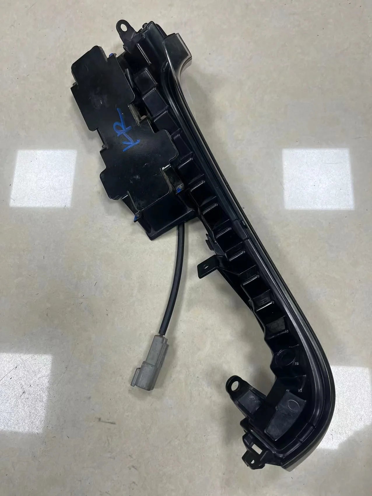 Brake Light,LED Rear Lamp,Tail Light,Turn Signal for Mclaren P1,12A3356CP,12A3189CP,12A3357CP,12A3361CP