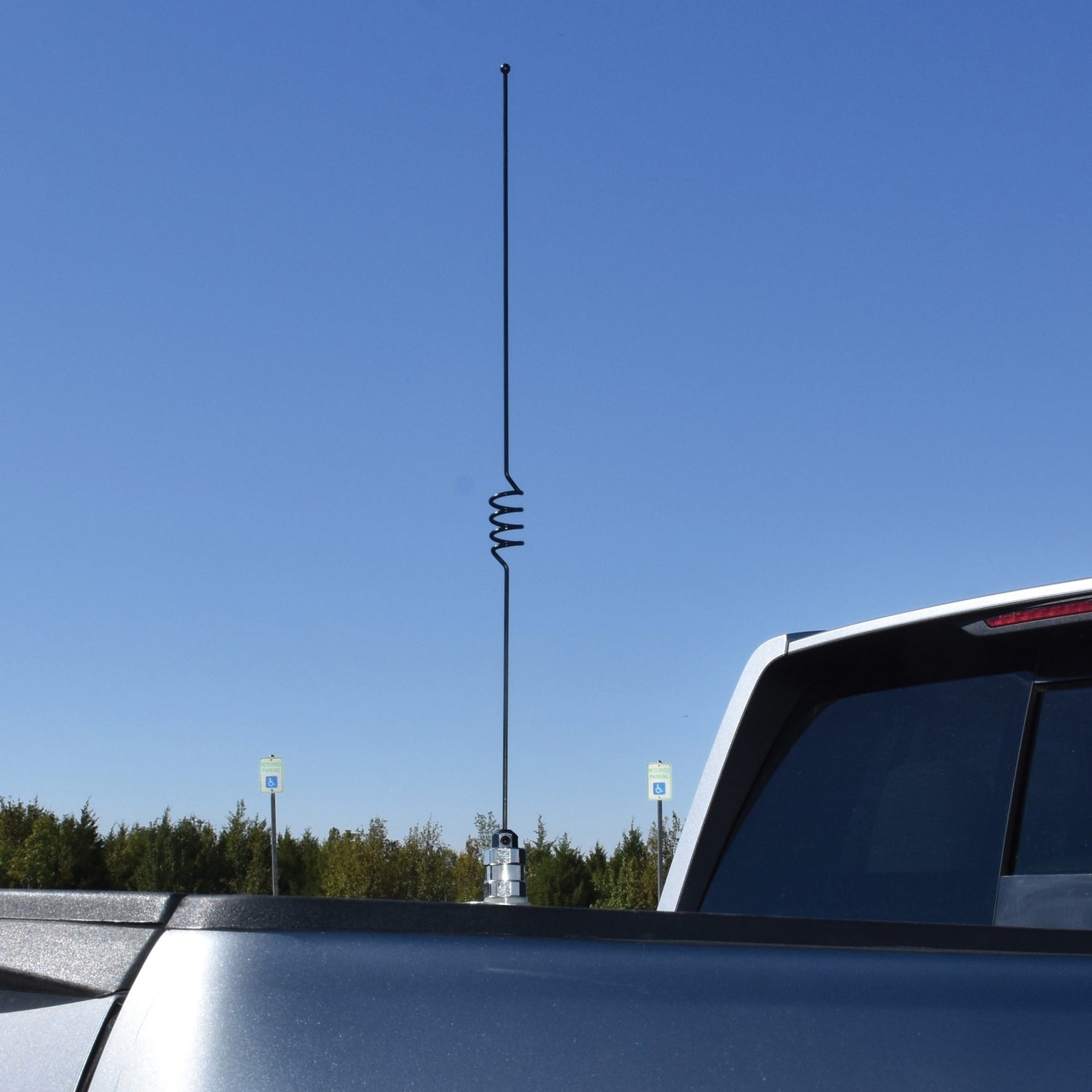 Tram 1184 1184 17.5-In. Thread-Mount Pretuned Amateur Dual-Band VHF and UHF Antenna - Premium Car Antennas from TRAM(R) - Just $36.99! Shop now at Rapidvehicles