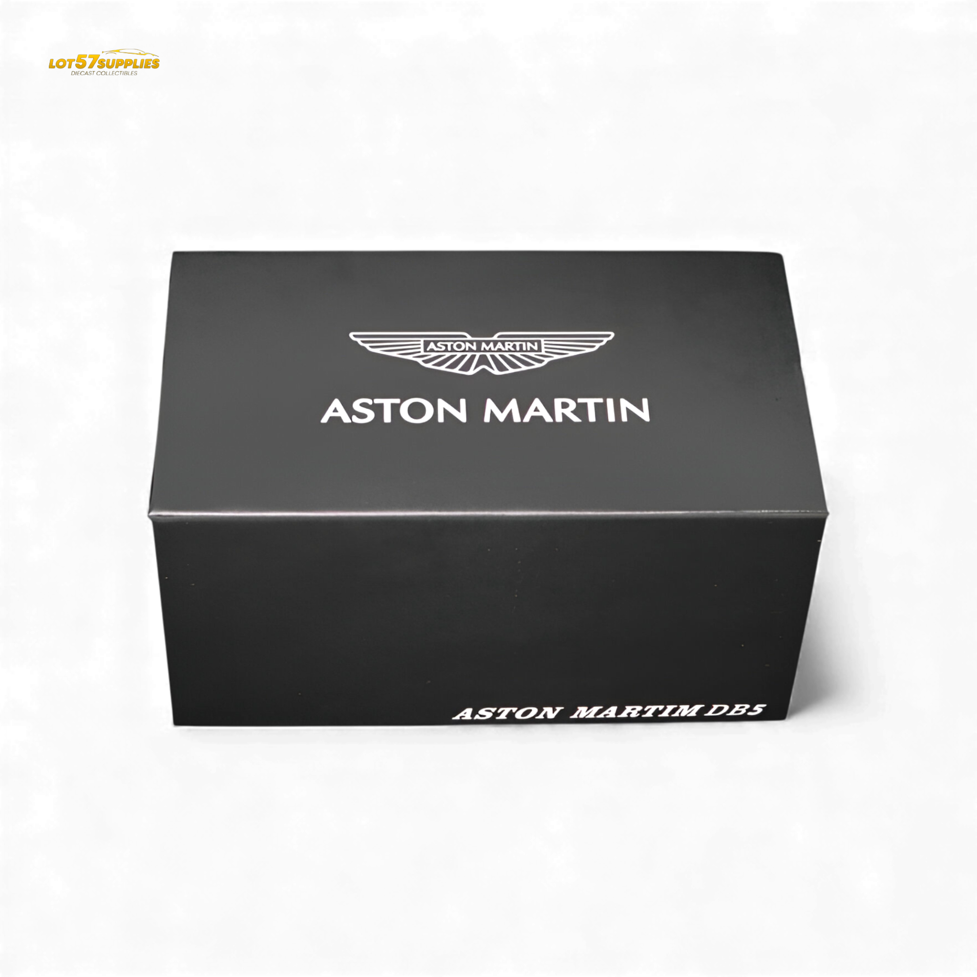 (Pre-Order) Aston Martin DB5 High Gloss Silver Figurine Ver 1:64