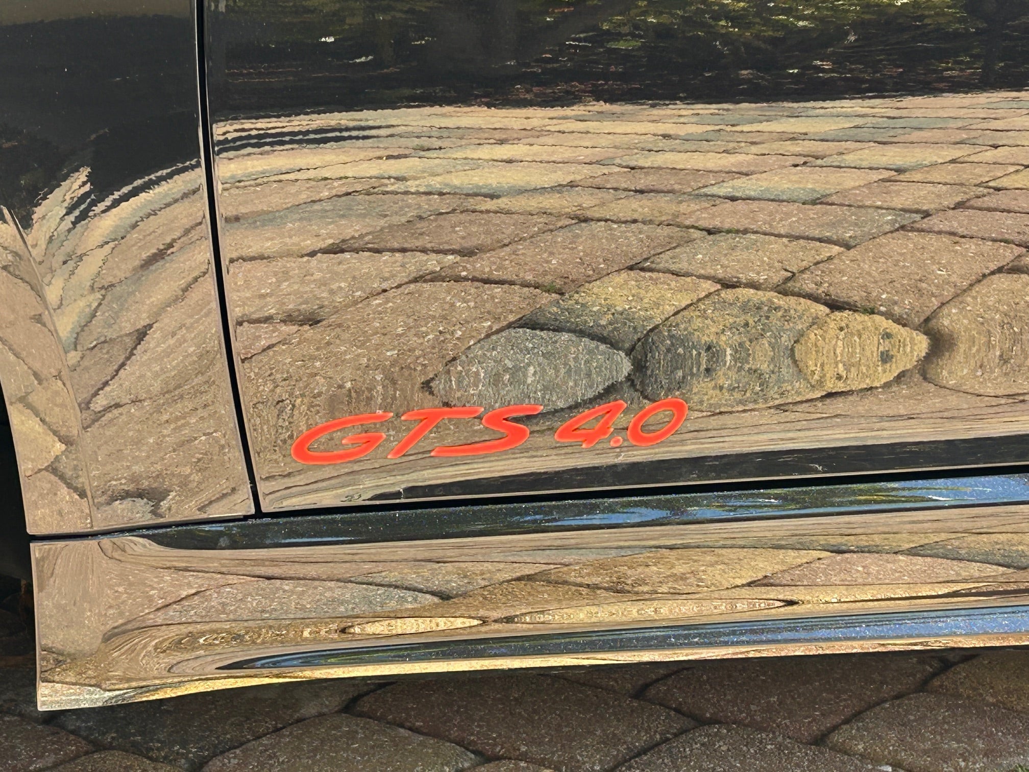 "GTS" Door Vinyl Logo Emblems for Porsche Vehicles (Boxter, Cayman, 911, Macan, Cayenne, Panamera) - Rapid Vehicles