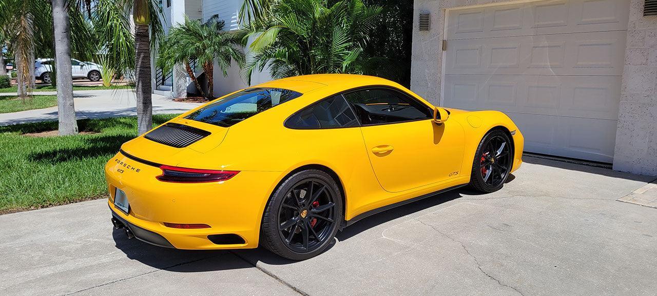 "GTS" Door Vinyl Logo Emblems for Porsche Vehicles (Boxter, Cayman, 911, Macan, Cayenne, Panamera) - Rapid Vehicles