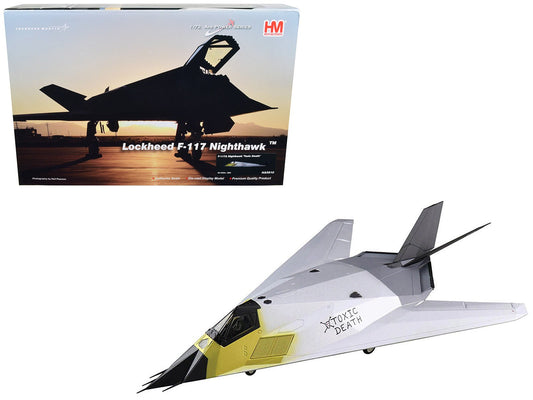 Lockheed F - 117A Nighthawk Stealth Aircraft "Toxic Death" (1991) "Air Power Series" 1/72 Diecast Model by Hobby Master free shipping USA - Rapid Vehicles