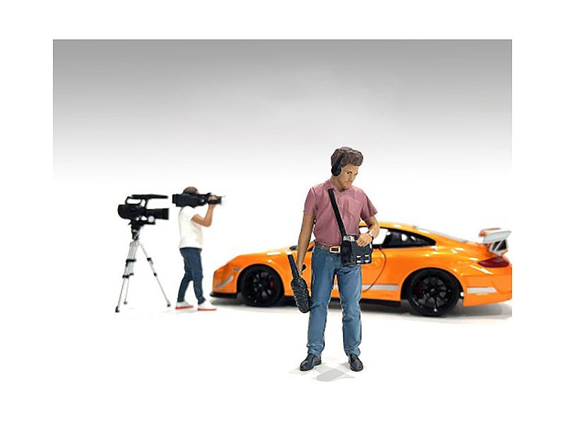 "On - Air" Figure 4 for 1/24 Scale Models by American Diorama free shipping USA - Rapid Vehicles