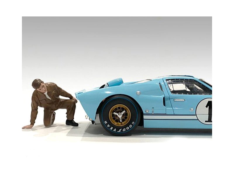 "Race Day 1" Figurine IV for 1/18 Scale Models by American Diorama free shipping USA - Rapid Vehicles