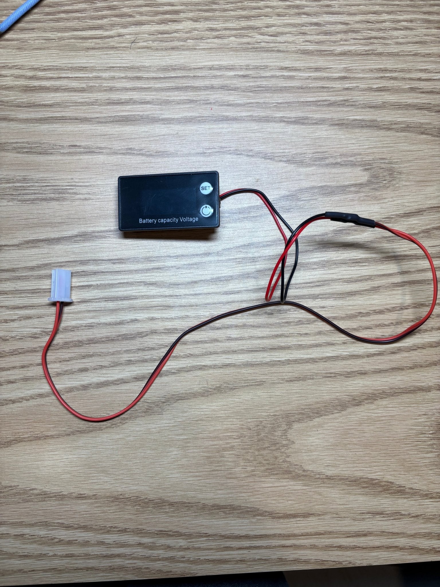 VEVOR Plug-in-Play Voltage Display - Rapid Vehicles