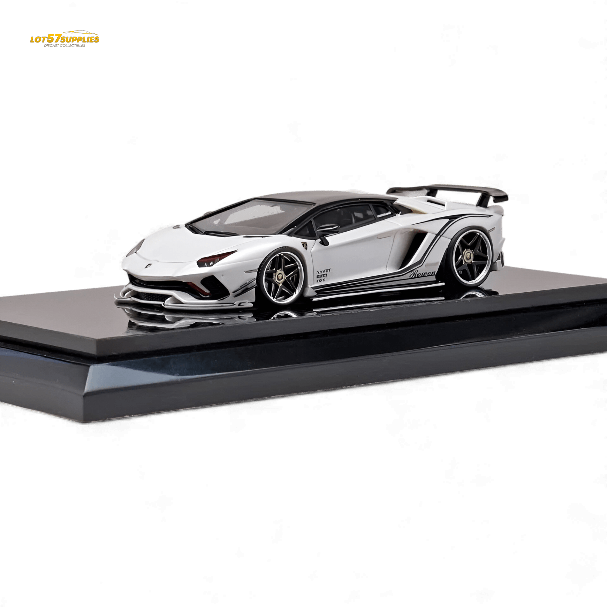 YM Model Lamborghini Aventador S Rowen White 1:64 - Rapid Vehicles