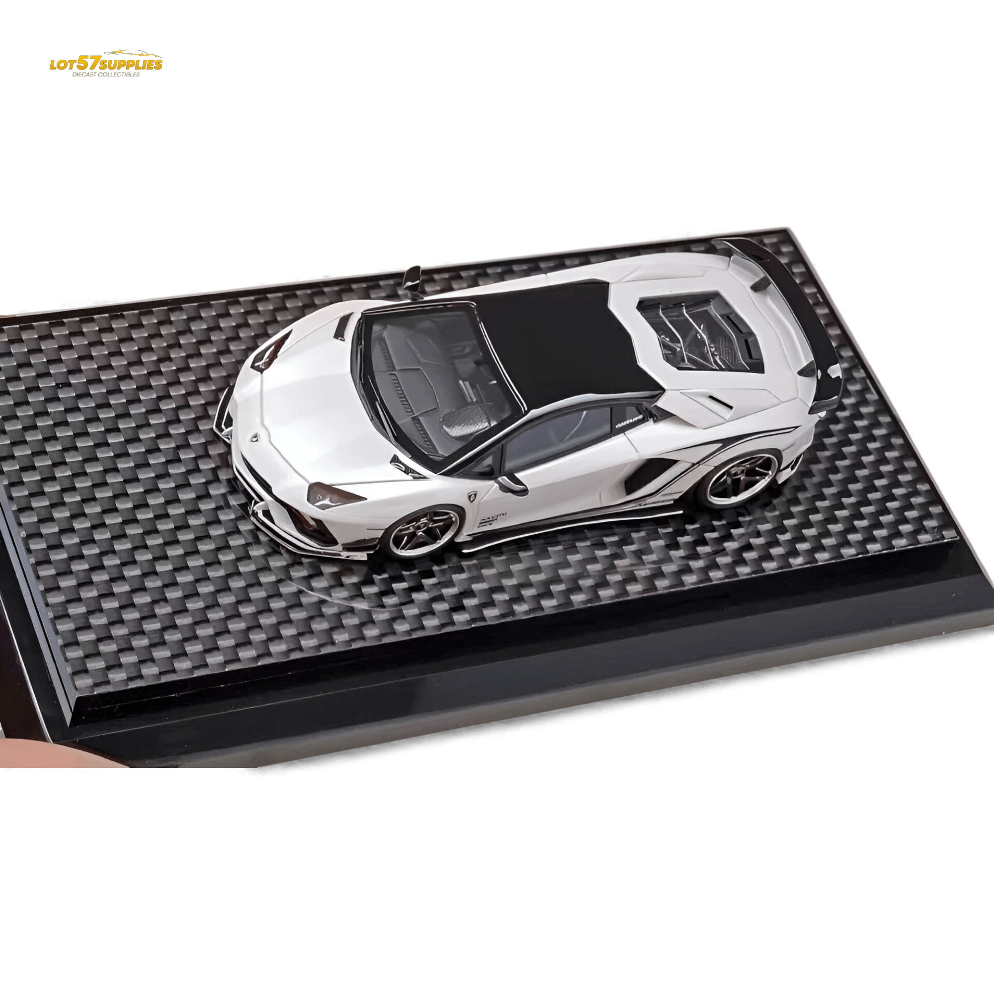 YM Model Lamborghini Aventador S Rowen White 1:64 - Rapid Vehicles